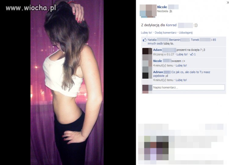 Wciągne sobie brzuch, wypne cycki,