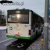 Autobus i śmieszny napis