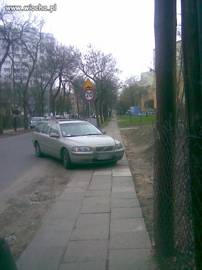 Tak się w Łodzi parkuje ...