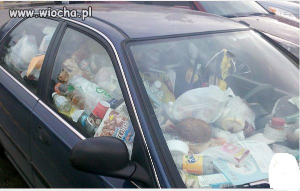 Wysypisko na czterech kółkach... 
