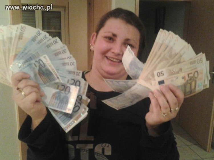 Nie ma jak to chwalić sie kasą na facebooku 