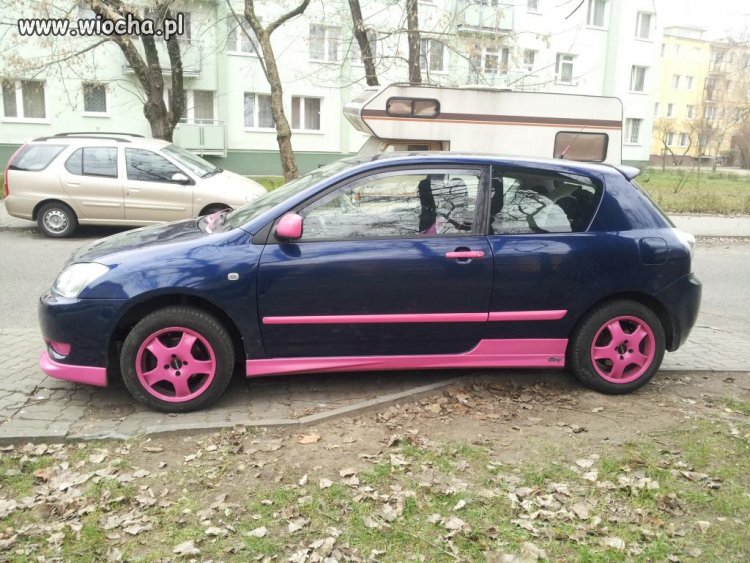 Jak Można tak oszpecić auto.