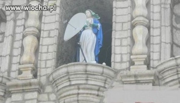 Madonna satelitarna...
