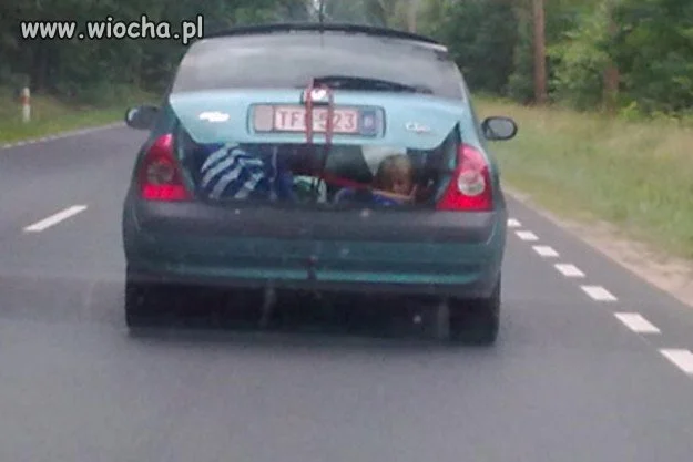 "Gratulacje" dla kierowcy ...