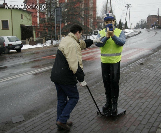Plastikowy Policjant w każdym mieście