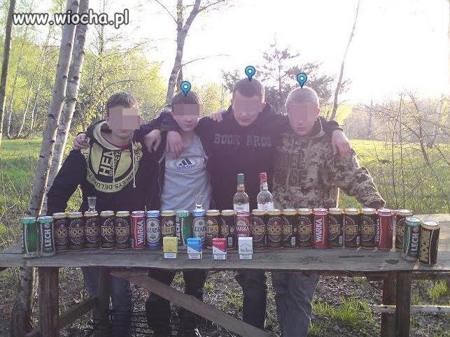 Pod foto: "drobne pijaczki"