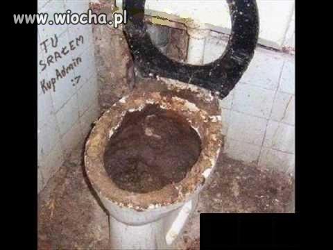 WC na dworcu w jednym z polskich miast.
