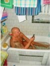 Duży Miś i mała wanna
