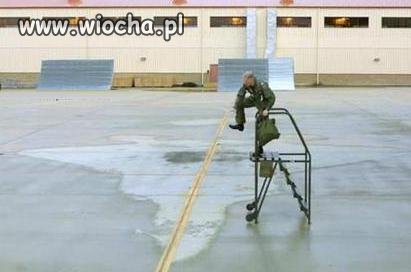 Niewidzialne myśliwce