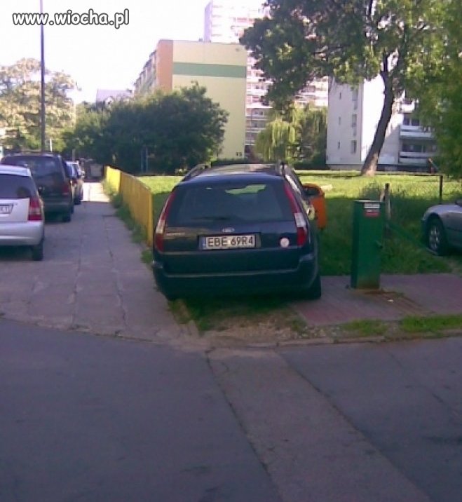 Ciekawe miejsce do parkowania 