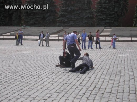 Zasłużyli nie zasłużyli 