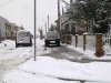 Odśnieżyłem chodnik to sobie stanę...