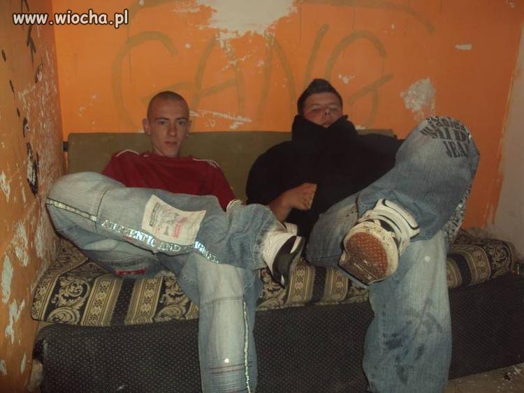 I ten napis za plecami