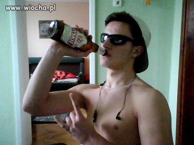 Lans piwek na Facebuczku hahahah