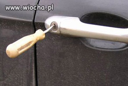 Dziwna kradzież auta...