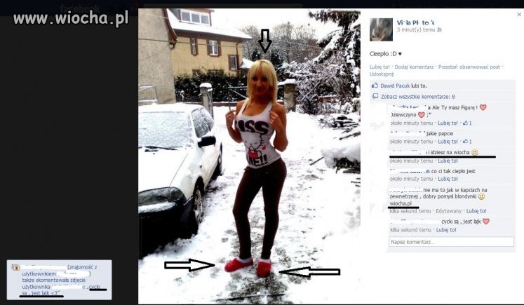 Bystra blondyneczka w kapciach 