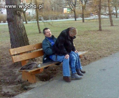 Nie tylko staruszka wesołe jest życie...