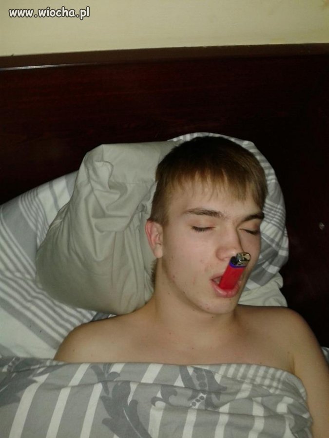 Takie tam z zapalniczką 