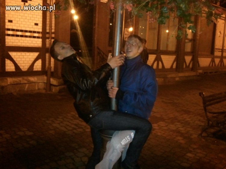 Takie tam pod latarnią