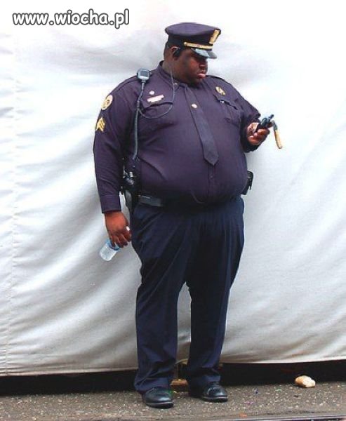 No niech mi ktoś powie jak taki policjant ma łapać