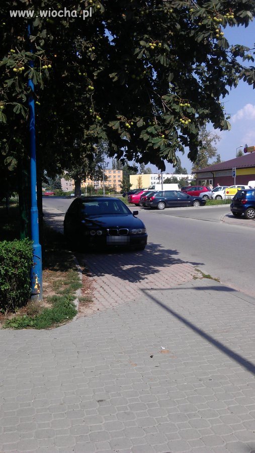 Chodnikowe parkowanie 