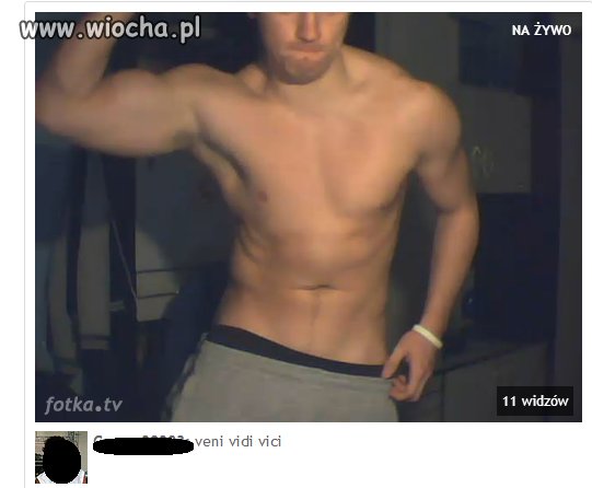 Jestem  taki boski muszę poszpanować klatą 