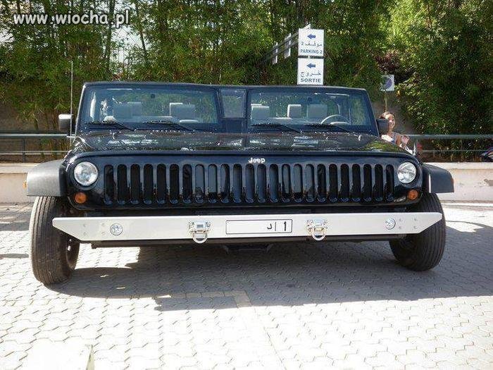 Bo więcej osób chciało jechać z przodu