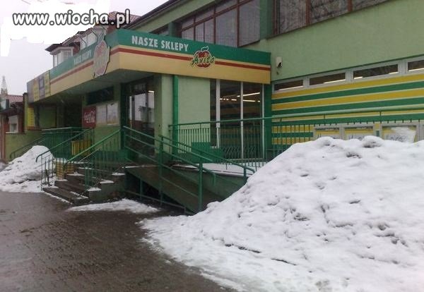 Przyjazny sklep niepełnosprawnym i matkom z wózkami