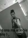 Zdjęcie w kibelku szkolnym