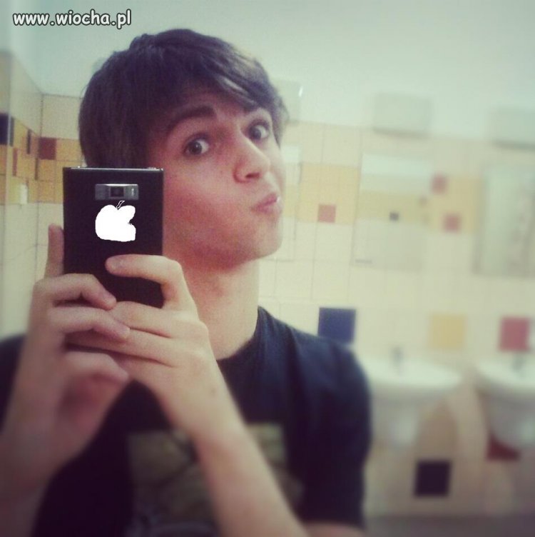 Aj Fon 