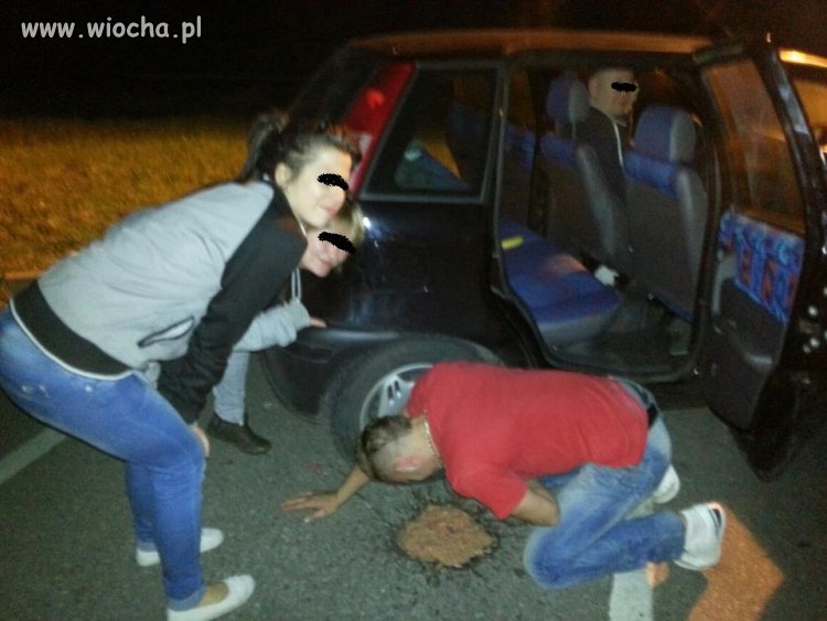 Tak się bawi Polska młodzież...  