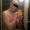 Napinka przed lustrem.. 