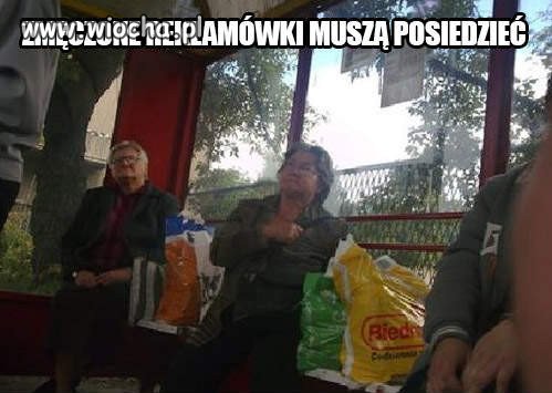 Zmęczone reklamówki muszą posiedzieć...