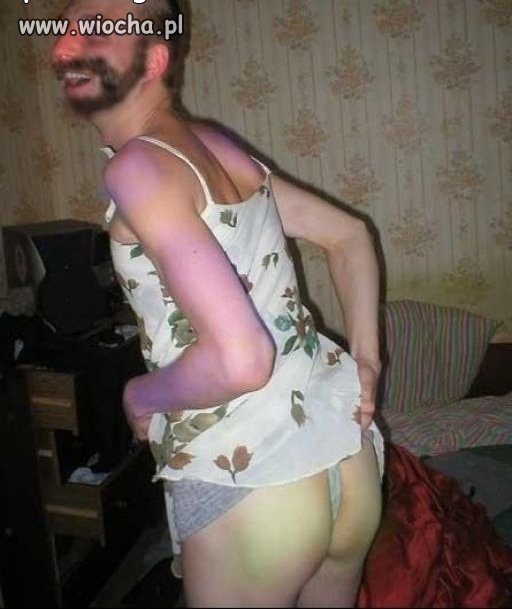 Na imię ma Stefan i lubi przebieranki