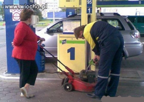 Poproszę nakapać benzynki...