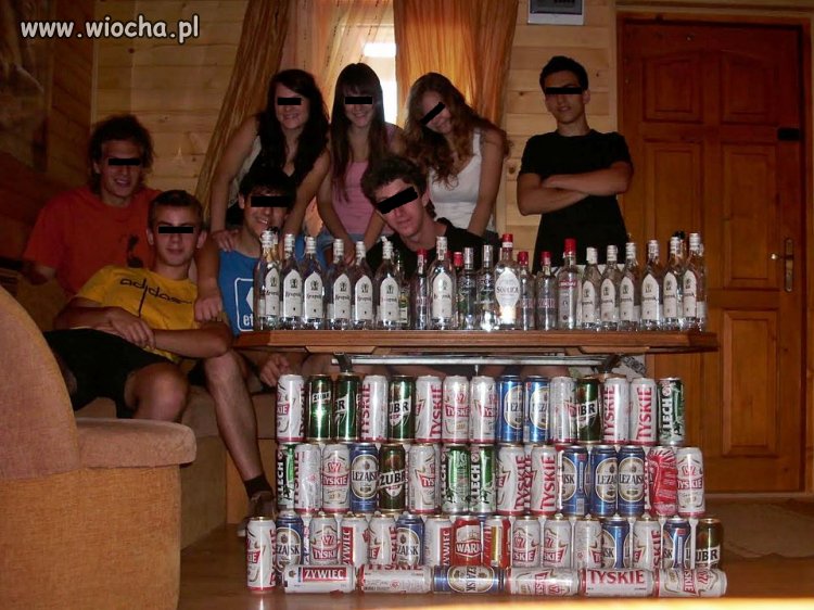 Dzisiejszy szpan małolatów na alko ...