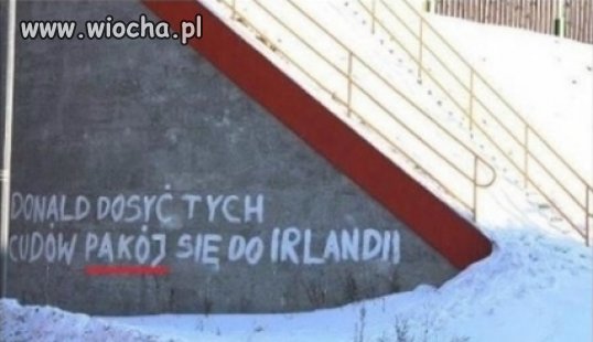 Czytelny napis...