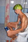Kask będzie mu potrzebny jak zobaczy