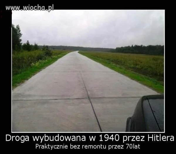 A nasze sypią się jeszcze przed oddaniem...