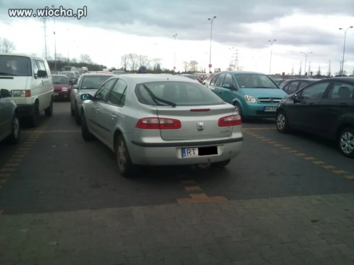 Burak parkuje...