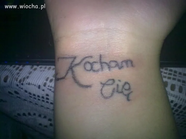 Profesjonalny tatuaż 16-latki