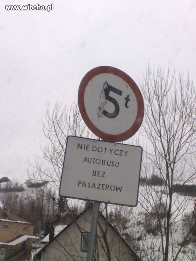 Proszę opuścić autobus...spotykamy się za mostkiem