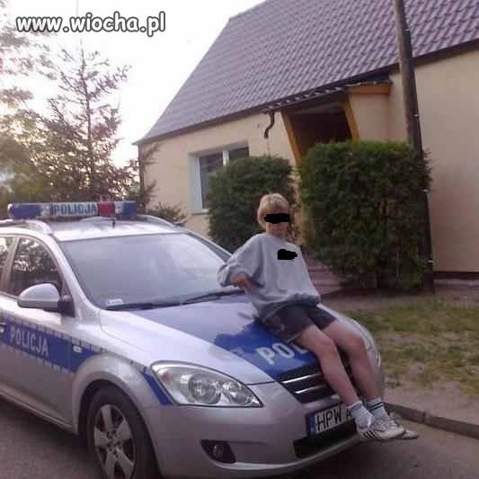 Szpan Na radiowozie