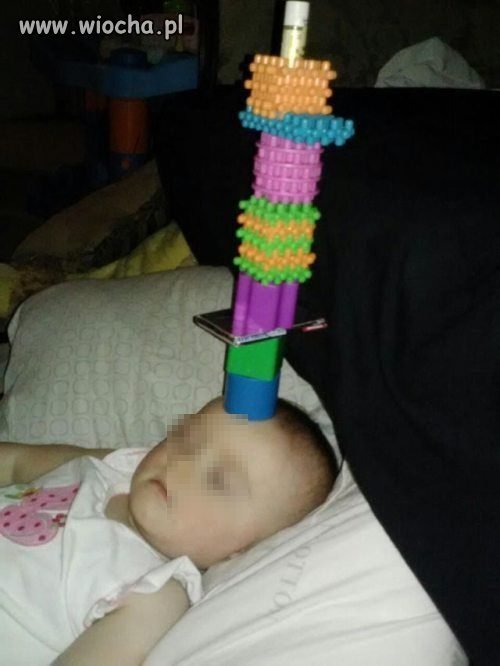Co za debil robi sobie taką zabawę z dziecka?