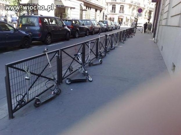 TAK...powinien wyglądać parking przed SEJMEM!!!