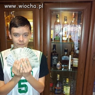 14 - latek i lans na kase i alkohol. 