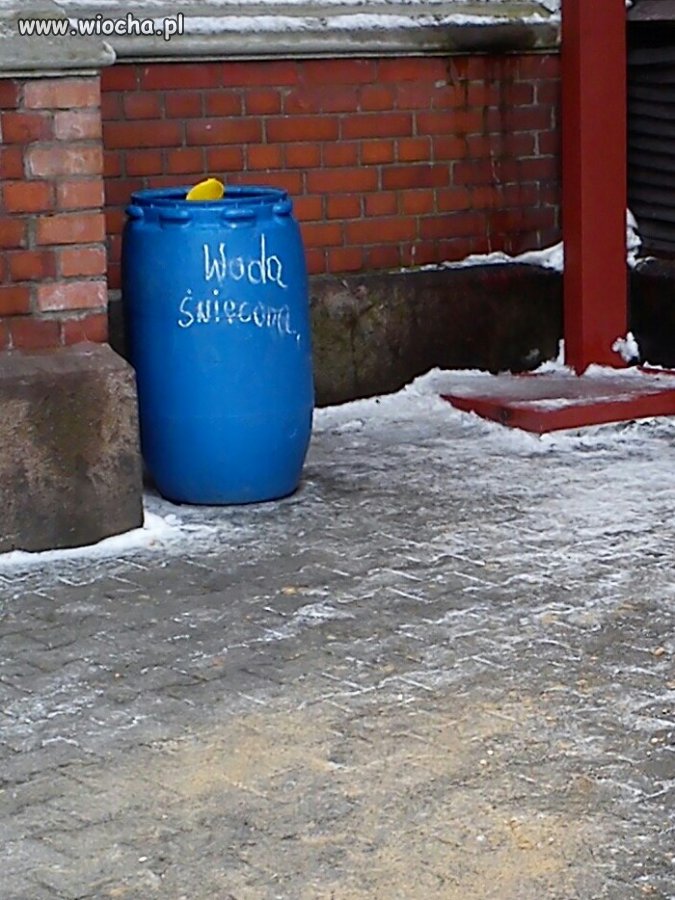 Woda Święcona.
