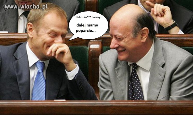 Między nami politykami...