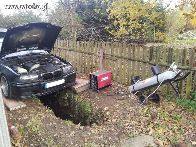W GARAGE u wujka Zdzicha za szopką