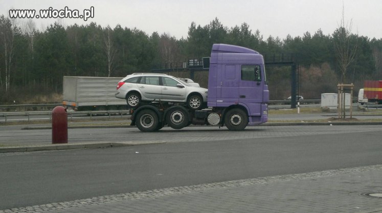 Z cyklu:POLAK POTRAFI (powroty z fantami z UK)